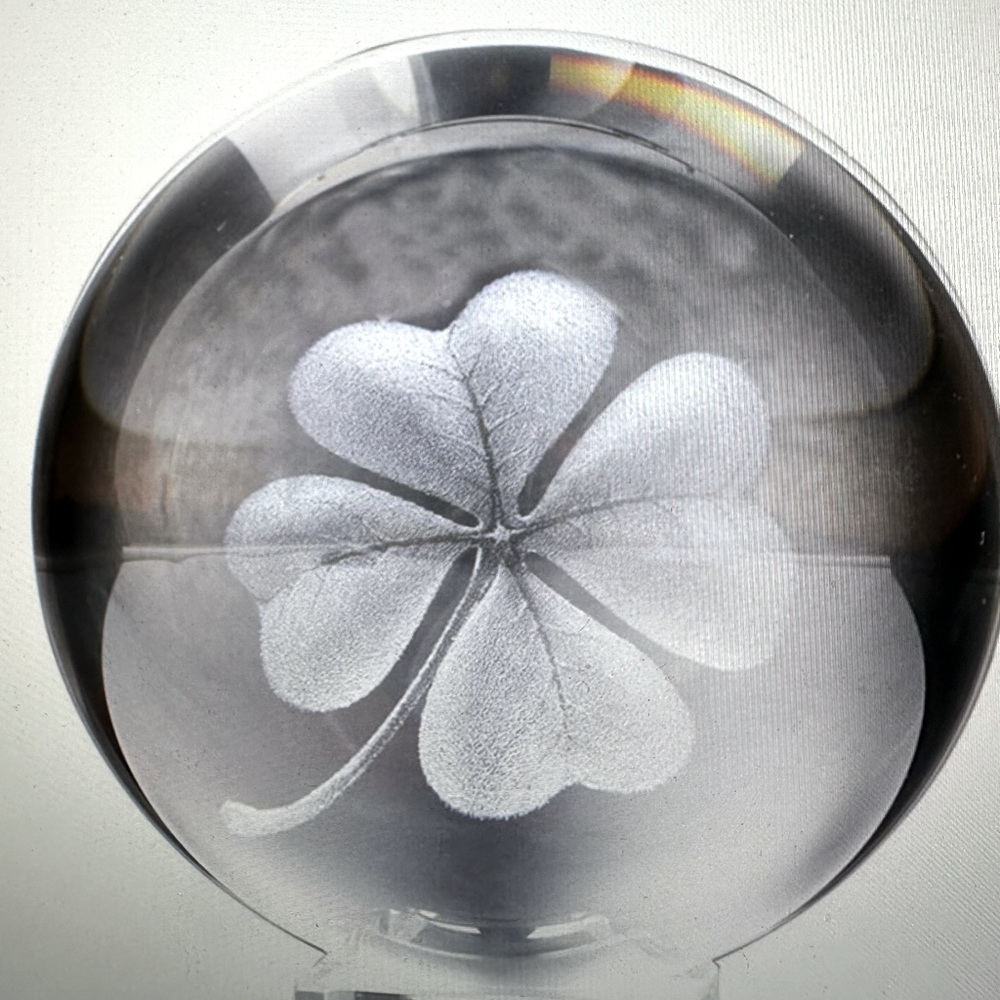🍀Waltz&F 60 mm Crystal Four Leaf Clover Paperweight, Fenghsui Crystal Ball